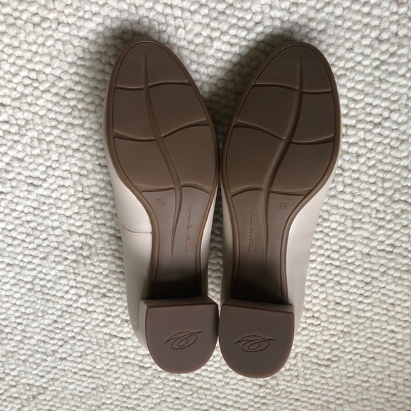 Easy Spirit low heel round toe pump - size 7.5 - Picture 7 of 11